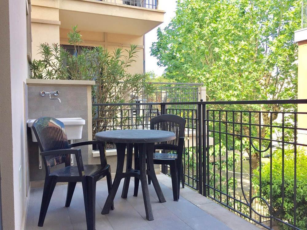 Residence Ascot Cattolica Esterno foto