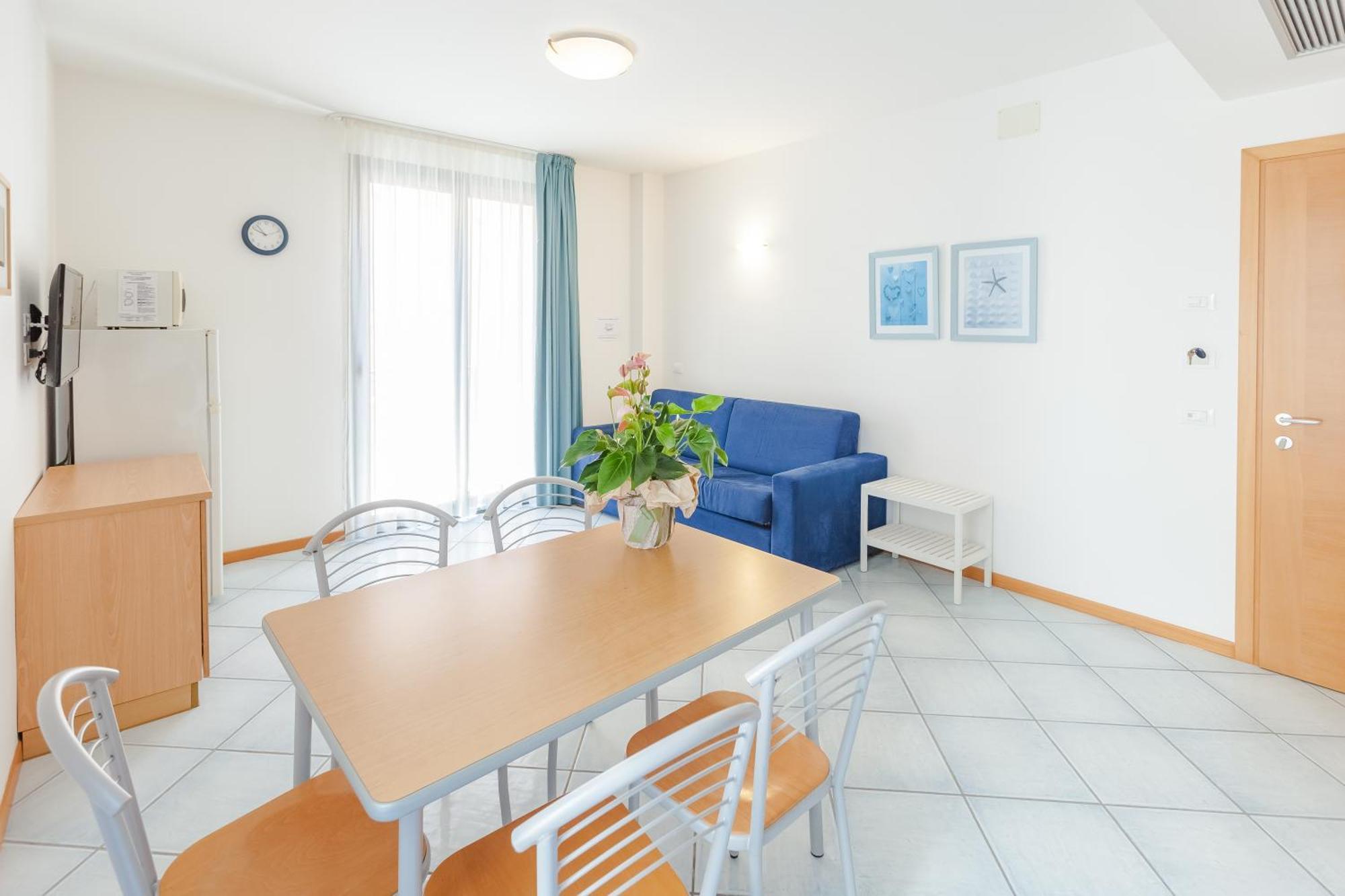 Residence Ascot Cattolica Esterno foto