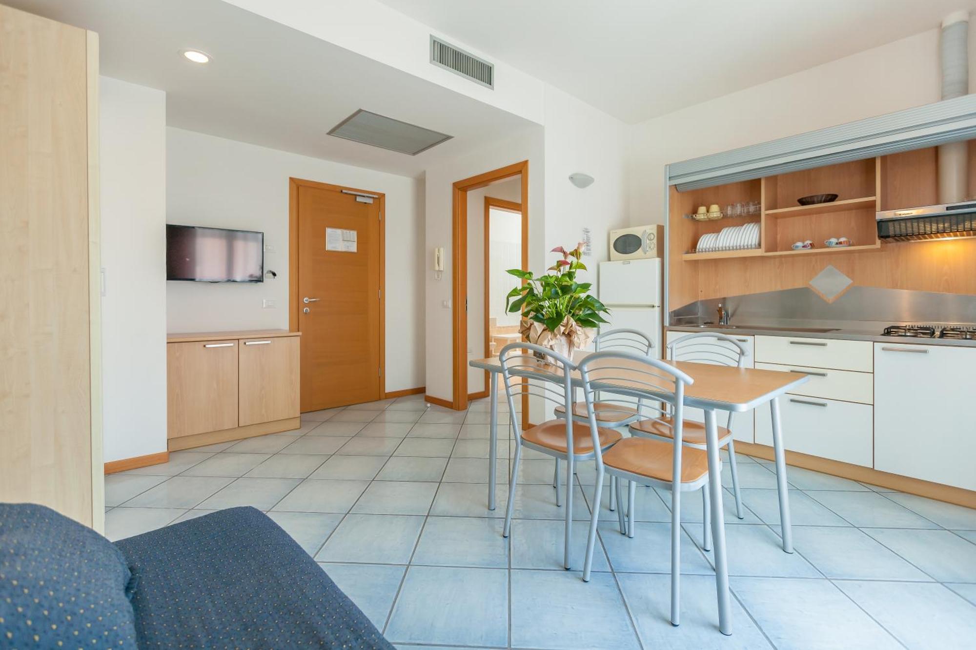 Residence Ascot Cattolica Esterno foto