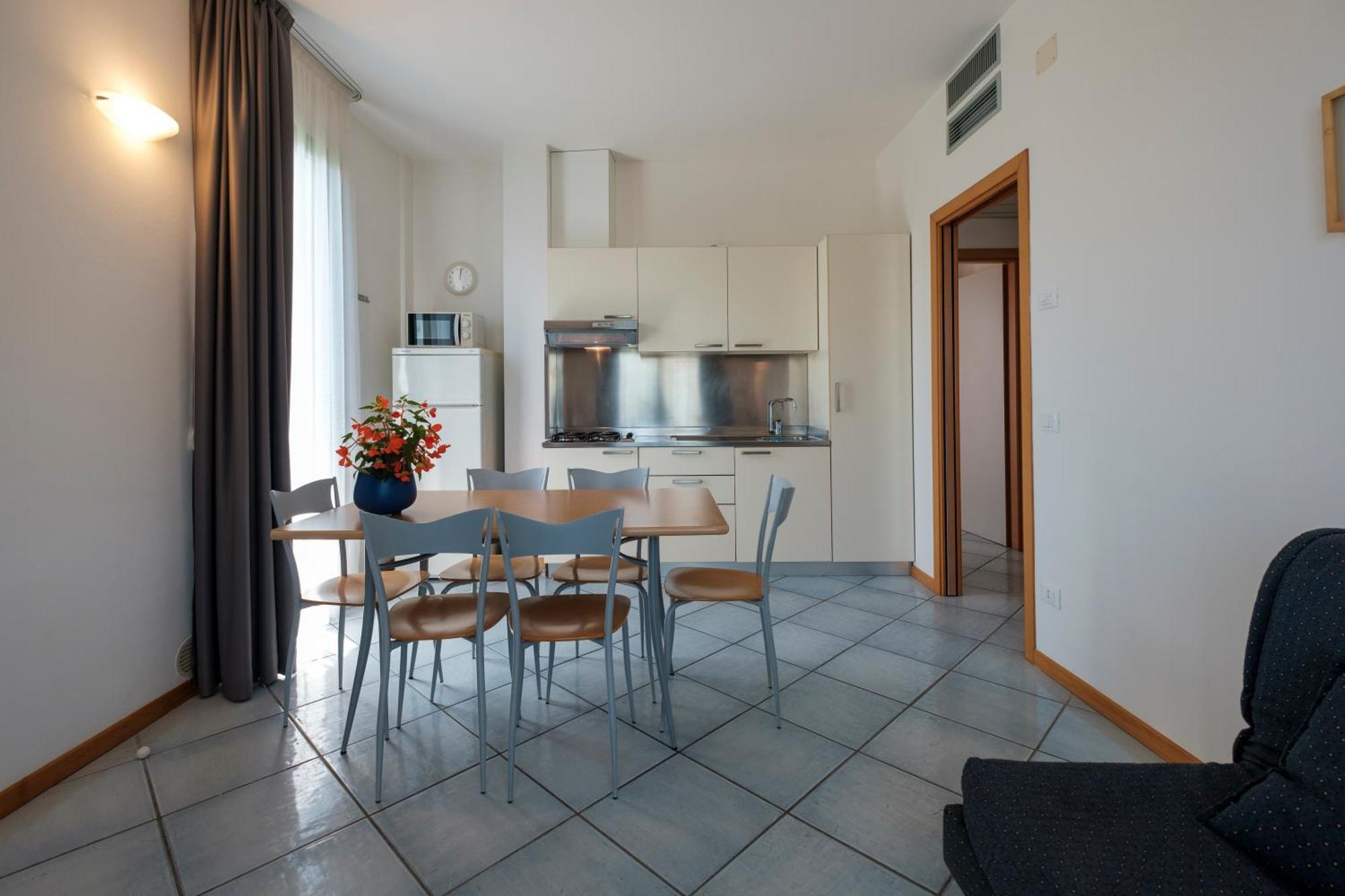 Residence Ascot Cattolica Esterno foto